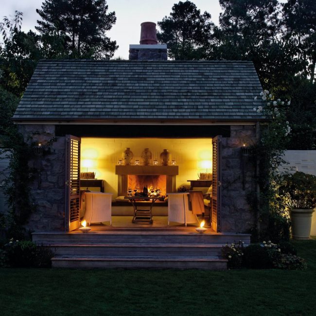 Alan Pye Cottage Outdoor In The Early Evening