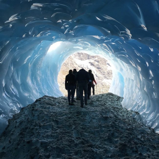 Minaret Station Experience Cave